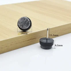 Kontorsmöbler>50 st 17 mm svarta glidfiltkuddar, förvaringslåda med woode