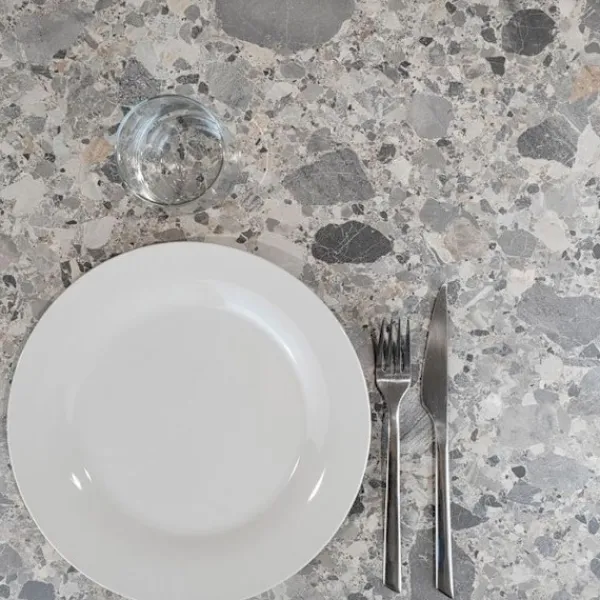 Matbord>Bord 70 x 70 cm - Rund terrazzo cepp modell