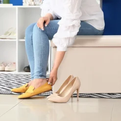 Northix Kistor & Koffertar>Fällbänk i sammet