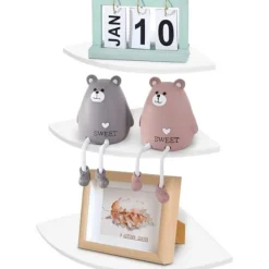 del Hyllor><noscript><img width=