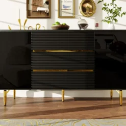 Sideboards>Modern svart byrådesign – matsal med gulddetaljer, 3 lådor