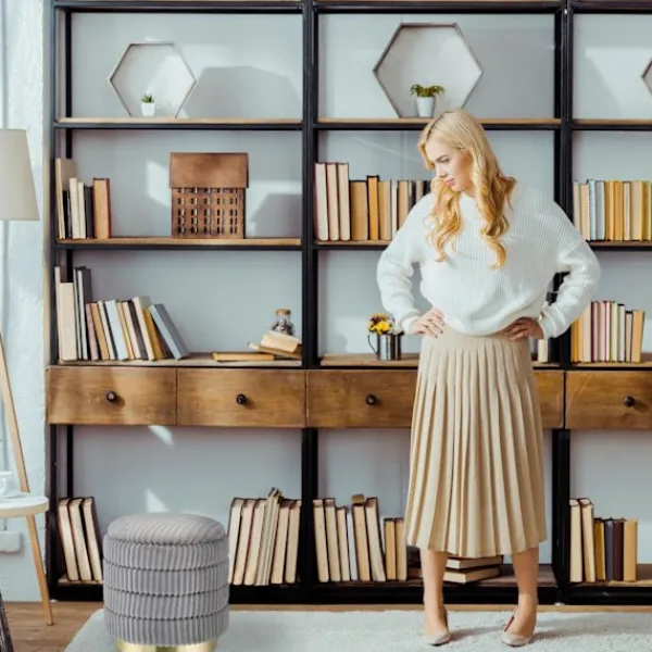 B2X Sittpuffar>Sammetspall med förvaringsgrå