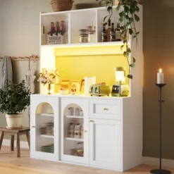 Skåp>Vitt matrumsskåp med LED-belysning – högt skåp & sideboard med justerbara hyllor